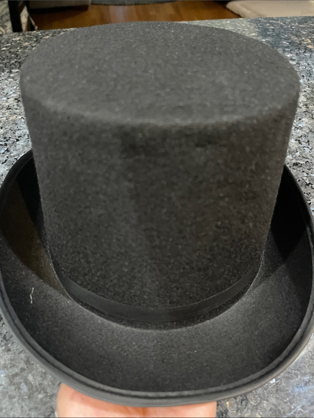 Black Top Hat